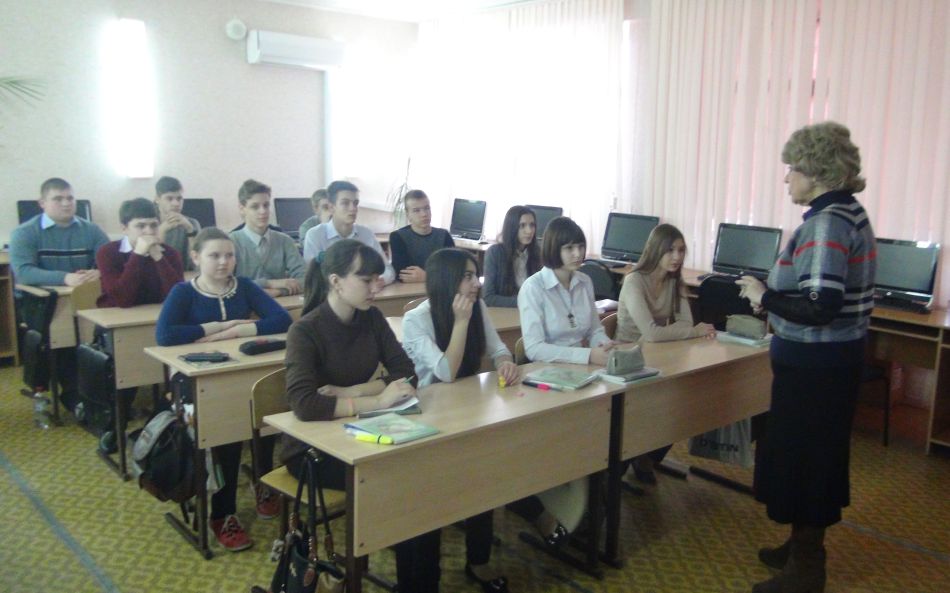 http://kinel-school2.ru/Files/News/old/2014/9-10_12_14/DSC01932.jpg